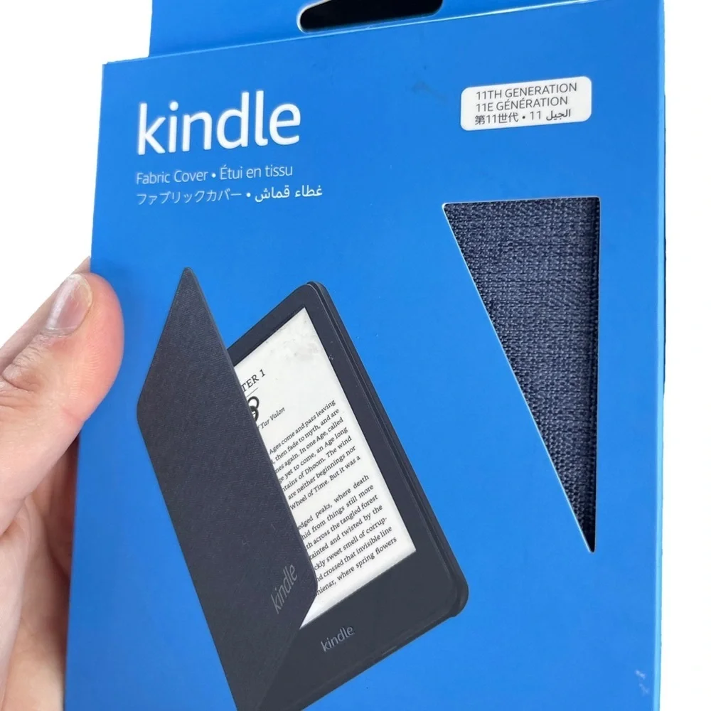NWT 6” Kindle 11th Gen Fabric Cover-Demin Color